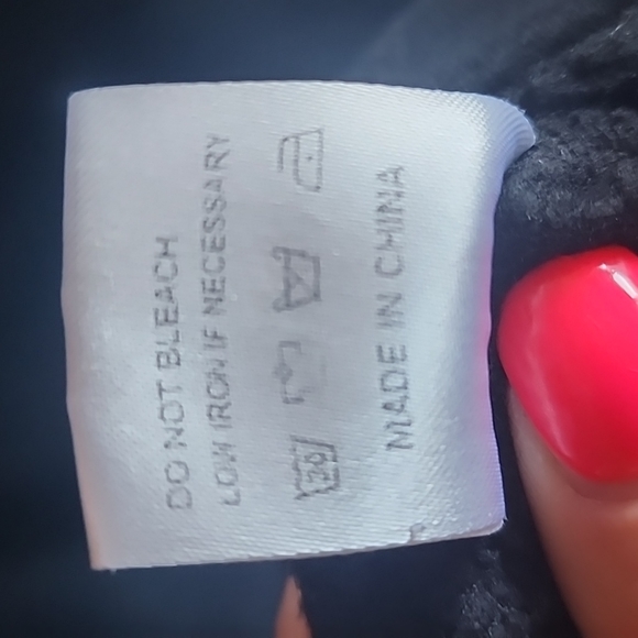 EUC TamWare: Assymetrical Full-zip Women's Hoodie, Black, Medium - Picture 6 of 8